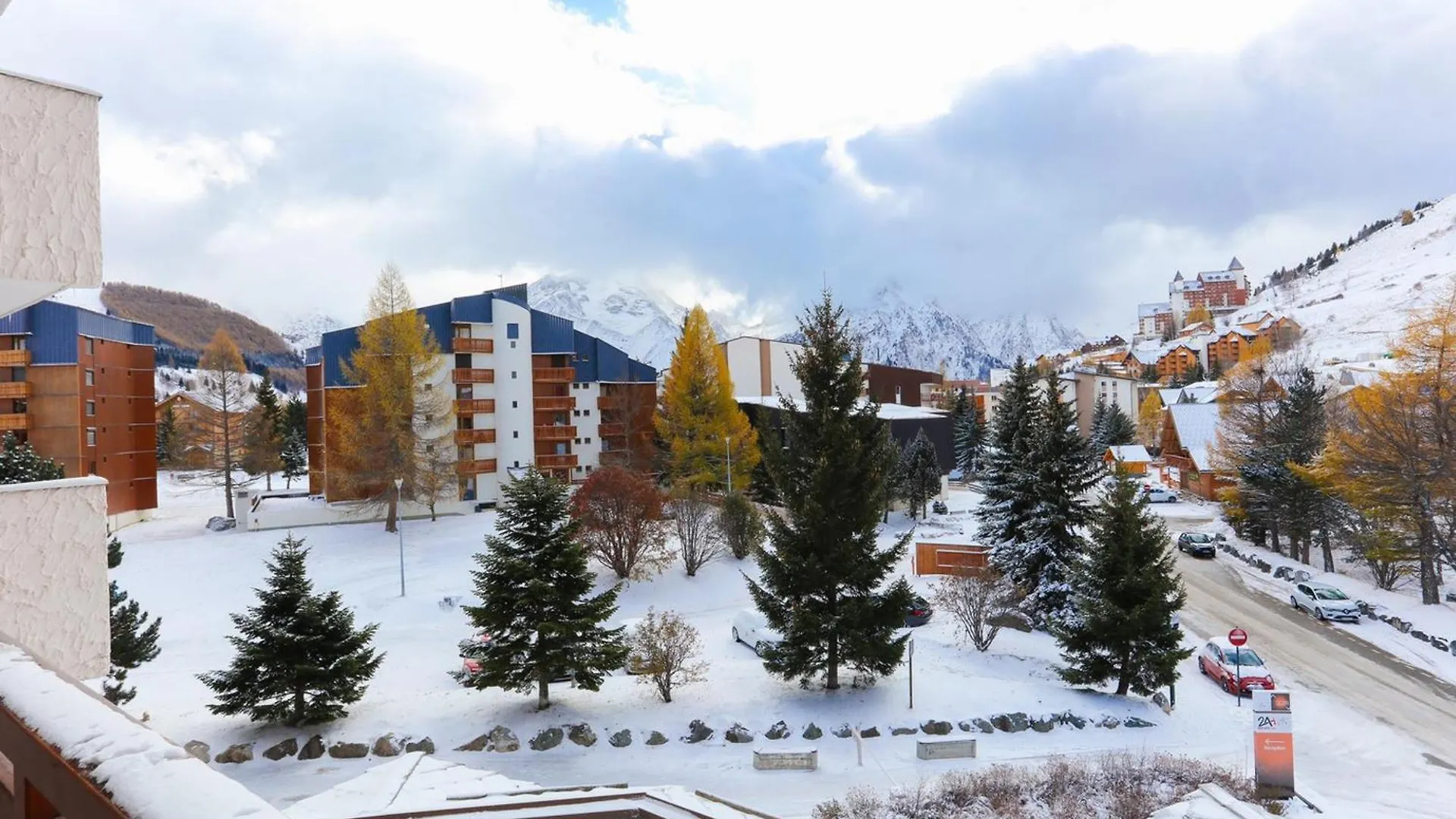 Апартаменты Studio Au Pied Des Pistes, Animaux Admis - Fr-1-811-7 Ле дез Альп