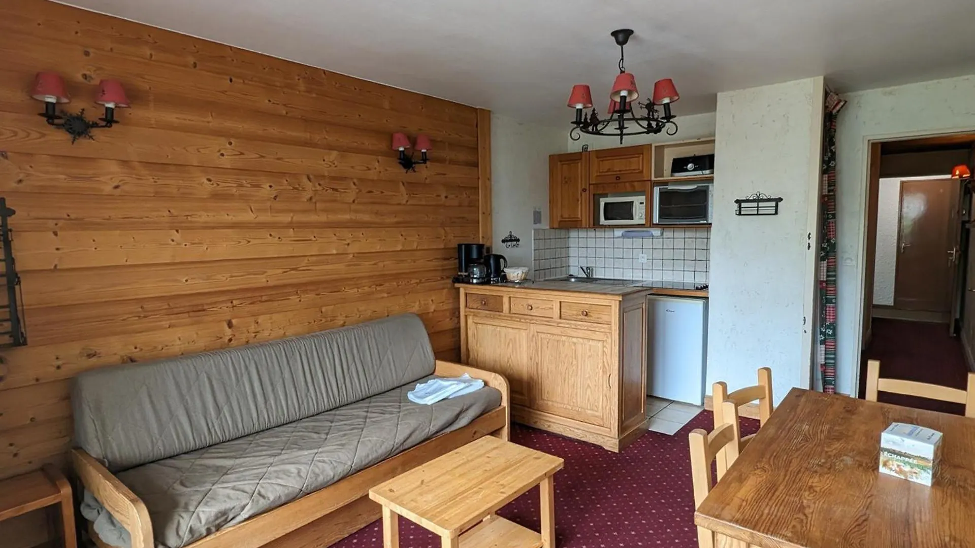 Studio Au Pied Des Pistes, Animaux Admis - Fr-1-811-7 Ле дез Альп Франция